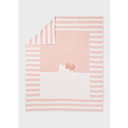 9080 Toquilla jacquard bebé Mayoral. COCHECITOS-CARRICOCHES PARA BEBE SACOS Y TEXTILES CHALES MANTAS . Color Rosa. 