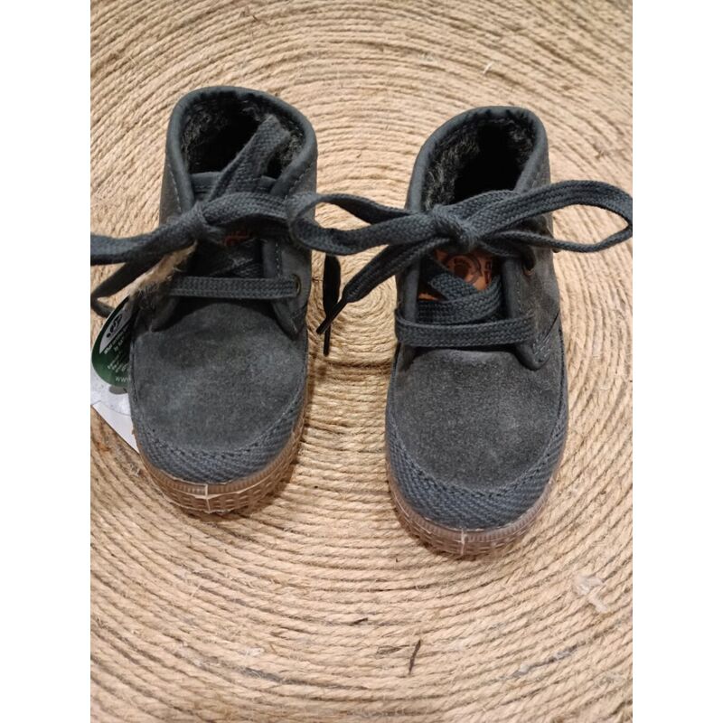 521 PISACACAS GRIS NATURAL WORLD. ZAPATOS PARA BEBE - CALZADO NIÑO Botas . CALZADO 21. 