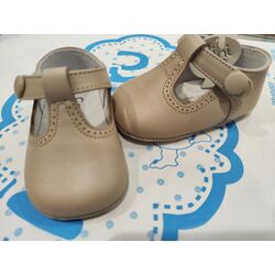 A0307 PEUCA ZAPATO PIEL NAPA MARFIL CAMINITO. ZAPATOS PARA BEBE - CALZADO Peuca de Niño Niña Bautizo OUTLET . CALZADO 16. 