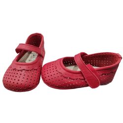 Peuca 2437 merceditas napa rojo con perforada León shoes. ZAPATOS PARA BEBE - CALZADO Peuca de Niña verano ,Sandalias OUTLET .