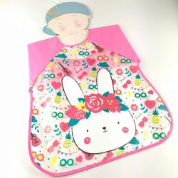 BABERO 10191 CON MANGAS IMPERMEABLE PLASTICO GAMBERRITOS. PUERICULTURA Y COMPLEMENTOS PARA BEBES - COMIDA BABEROS . Color Rosa. 