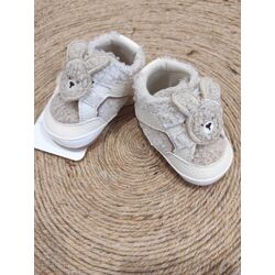 9785 DEPORTIVAS NEUTROS MAYORAL. ZAPATOS PARA BEBE - CALZADO Peucas Deportivas . CALZADO 15. 