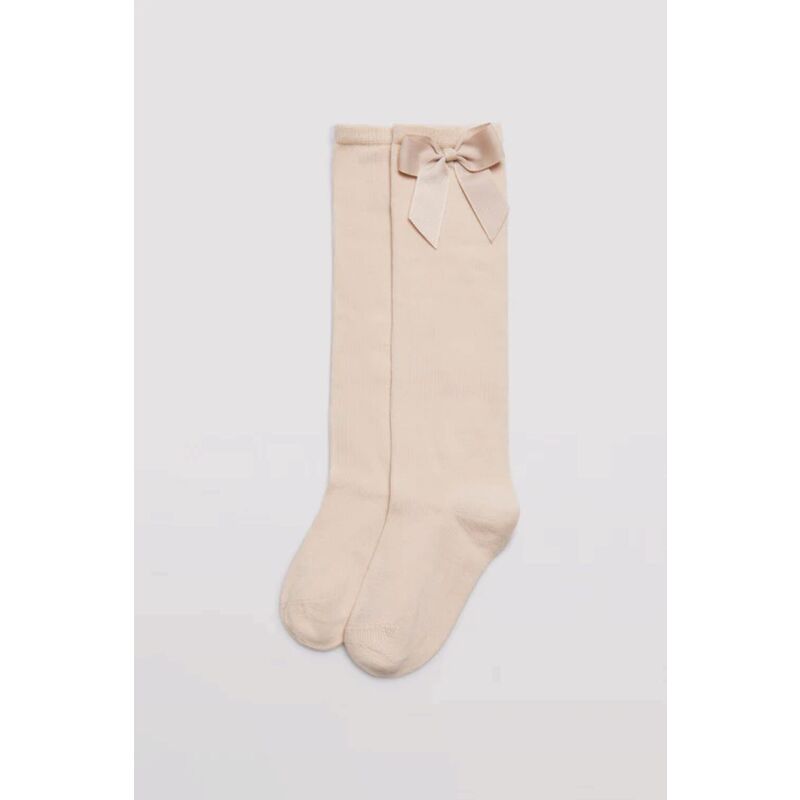 02855 CALCETÍN INFANTIL LARGO  BEIGE YSABEL MORA. ROPA PARA BEBES ,PREMAMA Y COLEGIAL - DE 0 5 AÑOS COMPLEMENTOS . TALLAS 0
