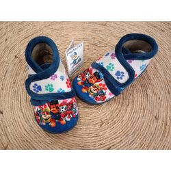 647 ZAPATILLA VELCRO COMPAÑÍA MOTESA. ZAPATOS PARA BEBE - ZAPATILLAS . CALZADO 20. 