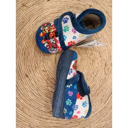 647 ZAPATILLA VELCRO COMPAÑÍA MOTESA. ZAPATOS PARA BEBE - ZAPATILLAS . CALZADO 20. 