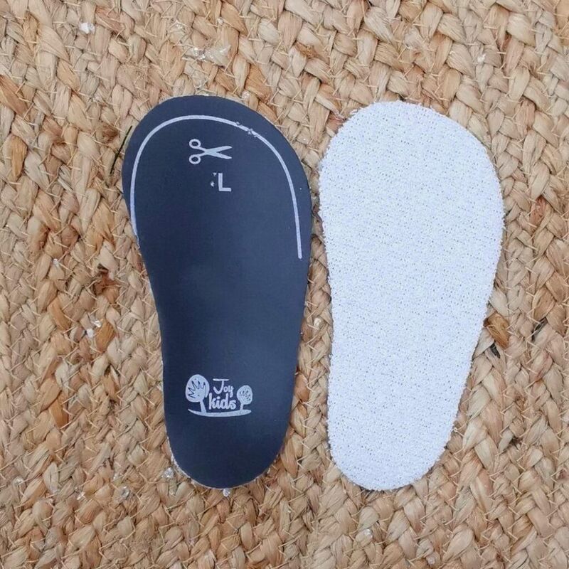 ATTIPAS PLANTILLA CARBÓN + RIZO. ZAPATOS PARA BEBE . TALLAS S M. ATTIPAS PLANTILLA CARBÓN + RIZO. ZAPATOS PARA BEBE . TALLAS S M.