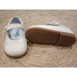2646 ZAPATO CHAROL BEACH SOL MIEL  GIOVI. ZAPATOS PARA BEBE - CALZADO NIÑA OUTLET . CALZADO 19. 