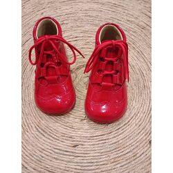 B1933 ZAPATO BOTA INGLES CHAROL ROJO CORDÓN PANYNO. ZAPATOS PARA BEBE - CALZADO NIÑA Botas NIÑO OUTLET . CALZADO 19. 