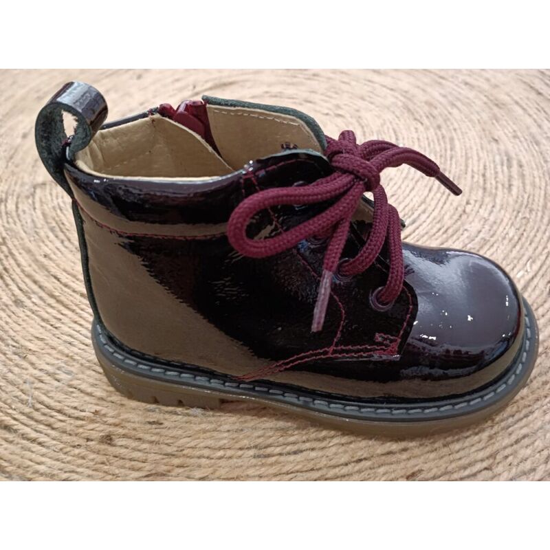Bota B2741 charol arrugado Burdeos panyno. ZAPATOS PARA BEBE - CALZADO NIÑO NIÑA Botas OUTLET . CALZADO 19. Bota B2741 charol arrugado Burdeos panyno. ZAPATOS PARA BEBE - CALZADO NIÑO NIÑA Botas OUTLET . CALZADO 19.