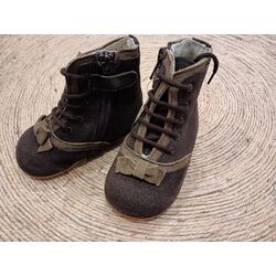 BOTA SERRAJE CON LAZO NEREA B1730 PANYNO. ZAPATOS PARA BEBE - CALZADO NIÑA Botas OUTLET . CALZADO 20. 