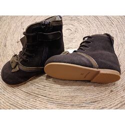 BOTA SERRAJE CON LAZO NEREA B1730 PANYNO. ZAPATOS PARA BEBE - CALZADO NIÑA Botas OUTLET . CALZADO 20. 