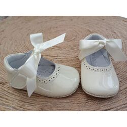 PEUCA MERCEDITAS  CHAROL BEIG A2206 PANYNO. ZAPATOS PARA BEBE - CALZADO Peuca de Bautizo Niña . CALZADO 16. 