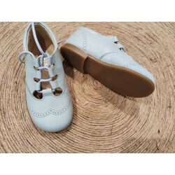 B1803 ZAPATO INGLES ABIERTO  NAPA PANYNO. ZAPATOS PARA BEBE - CALZADO NIÑA NIÑO . CALZADO 18. Color Celeste. 