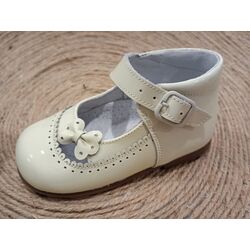 2449 ZAPATO BOTA ABIERTO CHAROL BEIG GIOVI. ZAPATOS PARA BEBE - CALZADO NIÑA OUTLET . CALZADO 21. 