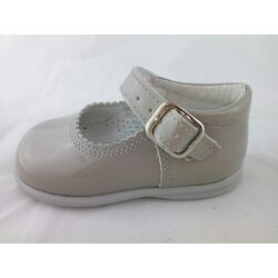 813 ZAPATO NIÑA CHAROL GRIS PERLA GIOVI. ZAPATOS PARA BEBE - CALZADO NIÑA . CALZADO 22. 