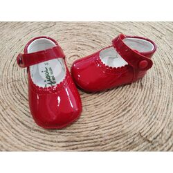 1962 Zapato peuca charol rojo Giovi. ZAPATOS PARA BEBE - CALZADO Peuca de Niña OUTLET . CALZADO 16. 