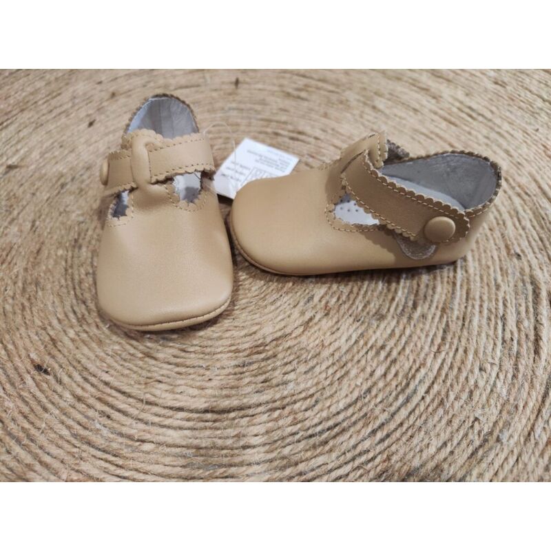 A1821 PEUCA PEPITO CAMEL NAPA PANYNO. ZAPATOS PARA BEBE - CALZADO Peuca de Niño OUTLET . CALZADO 18. A1821 PEUCA PEPITO CAMEL NAPA PANYNO. ZAPATOS PARA BEBE - CALZADO Peuca de Niño OUTLET . CALZADO 18.