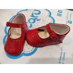 PEUCA 2603 CHAROL ROJO MERCEDITAS LEON SHOES. ZAPATOS PARA BEBE - CALZADO NIÑA OUTLET NIÑO . CALZADO 19. 