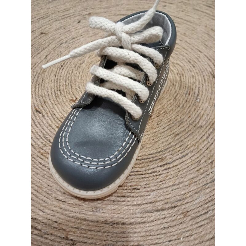 BOTA 25531 KIKER NAPA GRIS OSCURO LEON SHOES. ZAPATOS PARA BEBE - CALZADO NIÑO NIÑA OUTLET . CALZADO 23. BOTA 25531 KIKER NAPA GRIS OSCURO LEON SHOES. ZAPATOS PARA BEBE - CALZADO NIÑO NIÑA OUTLET . CALZADO 23.