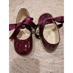 ZAPATO B2104 CHAROL CON LAZO BURDEOS PANYNO. ZAPATOS PARA BEBE - CALZADO NIÑA OUTLET NIÑO . CALZADO 25. 