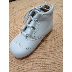 B1933 ZAPATO BOTA INGLESA NAPA CELESTE Y SUELA ARENA  PANYNO. ZAPATOS PARA BEBE - CALZADO NIÑA Botas NIÑO OUTLET . CALZADO 21. 