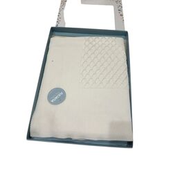 25015 Mantita centro rombos Juliana. COCHECITOS-CARRICOCHES PARA BEBE SACOS Y TEXTILES CHALES MANTAS ROPA BEBES ,PREMAMA