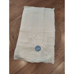 25522 CHAL LIN ROMBOS SEGUIDOS VOL ONDAS JULIANA. COCHECITOS-CARRICOCHES PARA BEBE SACOS Y TEXTILES CHALES MANTAS . Color CRUDO.