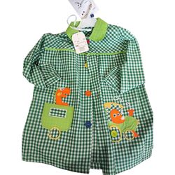 24 MANDILON BOTONES VERDE TREN GARVEL. ROPA PARA BEBES ,PREMAMA Y COLEGIAL - COLEGIO ,MANDILONES, MOCHILAS CON BOTONES . TALLAS