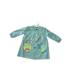 16 Mandilón sin cuello de botones verde garvel. ROPA PARA BEBES ,PREMAMA Y COLEGIAL - COLEGIO ,MANDILONES, MOCHILAS CON BOTONES