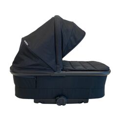 Capazo para cochecito Boston - Baby Monsters. COCHECITOS-CARRICOCHES PARA BEBE DE DOS PIEZAS ACCESORIOS . Color Negro. 