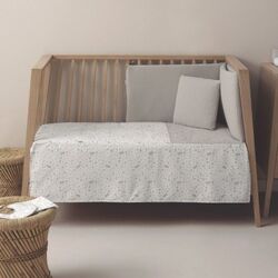 55212 Juego de dos piezas colcha cuna y protector  abeto beige de 60 x 120 Cambrass. MOBILIARIO Y DECORACION PARA BEBE - ROPA