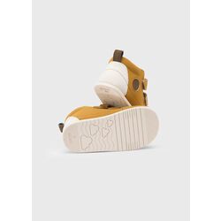 42591 Botín respetuoso velcros mostaza mayoral BAREFOOT. ZAPATOS PARA BEBE - CALZADO NIÑO BAREFOOT NIÑA . CALZADO 20.  42591 Botín respetuoso velcros mostaza mayoral BAREFOOT. ZAPATOS PARA BEBE - CALZADO NIÑO BAREFOOT NIÑA . CALZADO 20.