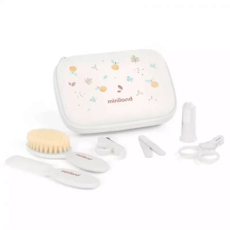 89584 Kit de cuidados para el bebé baby kit Valencia Miniland. PUERICULTURA Y COMPLEMENTOS PARA BEBES - BAÑO ACCESORIOS DE .