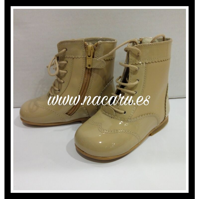 PASCUALA CHAROL 2002 GIOVI. ZAPATOS PARA BEBE - CALZADO NIÑA Botas . CALZADO 24. 