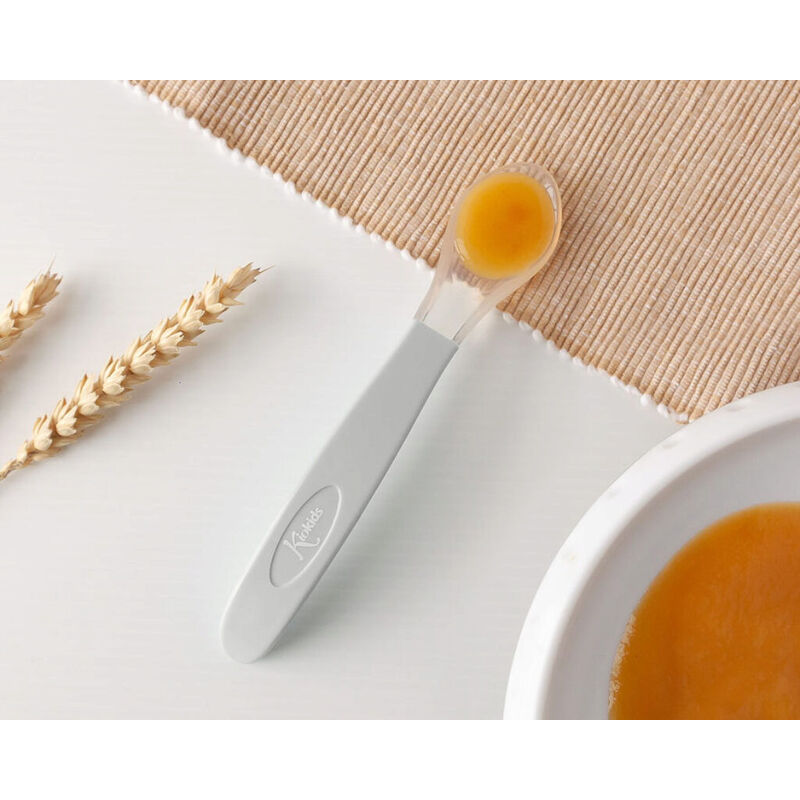 3814 CUCHARA SILICONA GRIS KIOKIDS. PUERICULTURA Y COMPLEMENTOS PARA BEBES - COMIDA VAJILLAS CUBIERTOS . Color GRIS . 